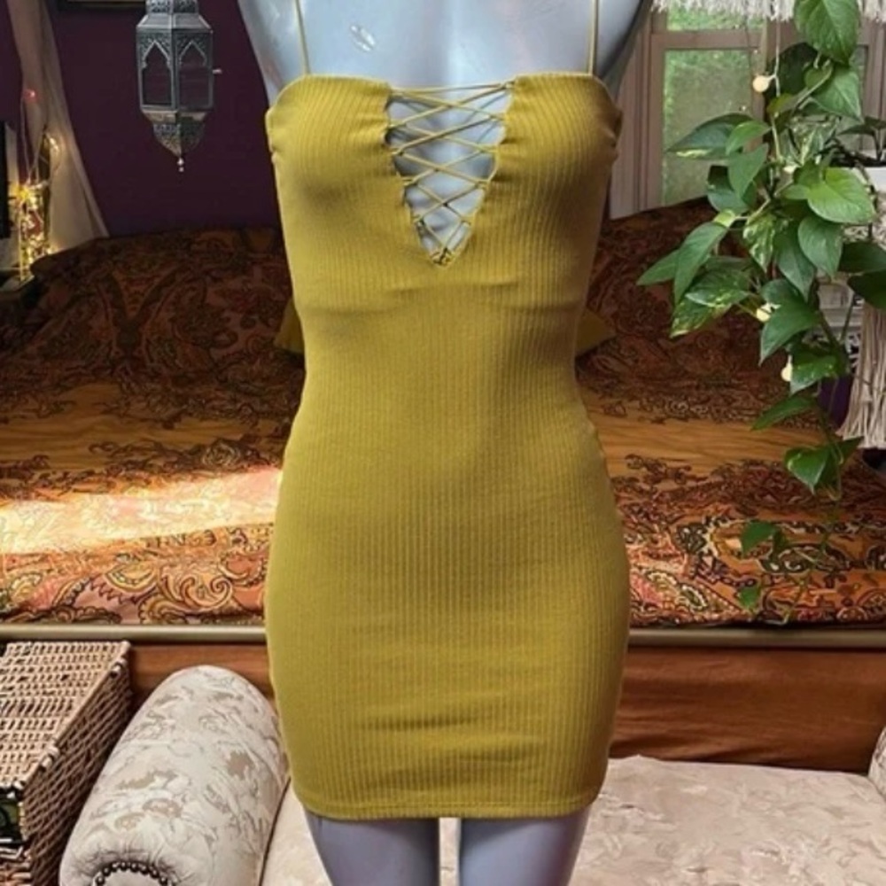 $12 DRESS SALE! NWT Forever 21 Mustard Yellow Lace-Up Bodycon Mini Dress- Medium
